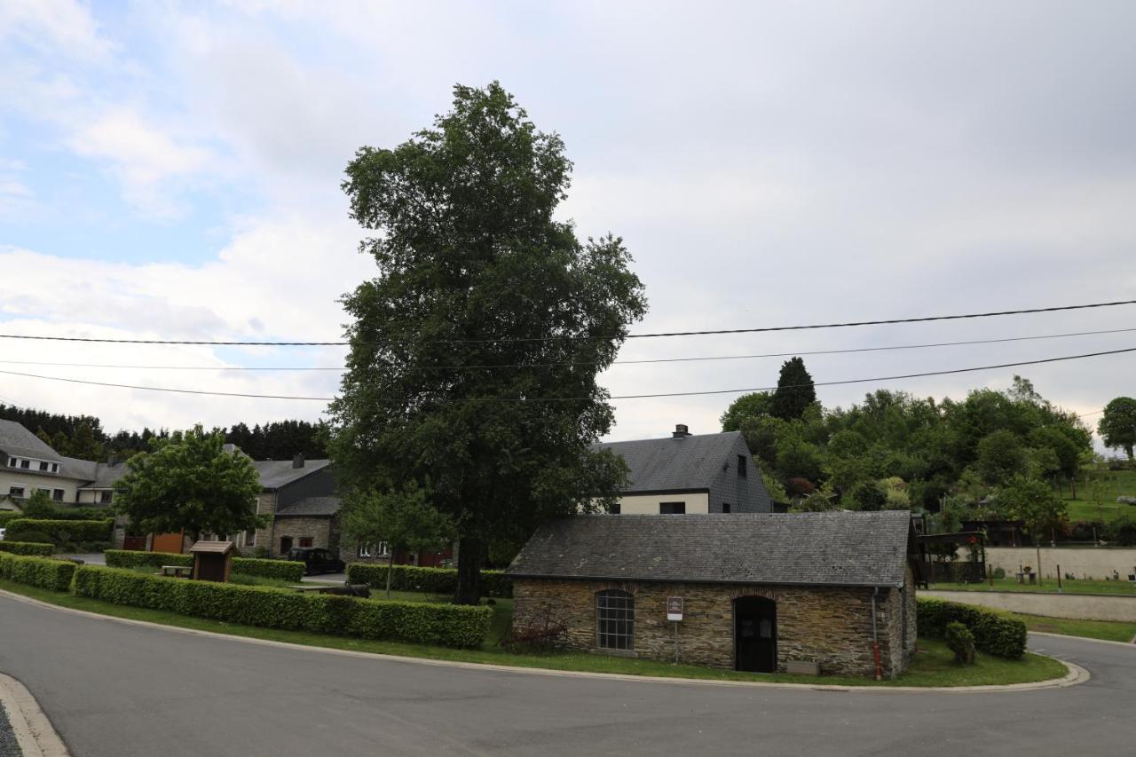 Gite De La Lavandiere A Ucimont Exterior photo